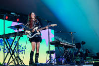 2022-08-12 - Holly Humberstone från Way Out West, Göteborg