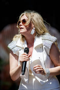 2022-08-13 - Ane Brun från Way Out West, Göteborg
