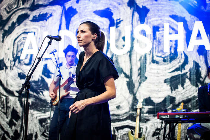 2022-08-13 - Aldous Harding från Way Out West, Göteborg