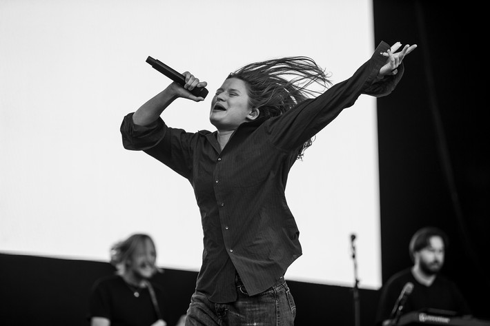 2022-08-13 - girl in red från Way Out West, Göteborg