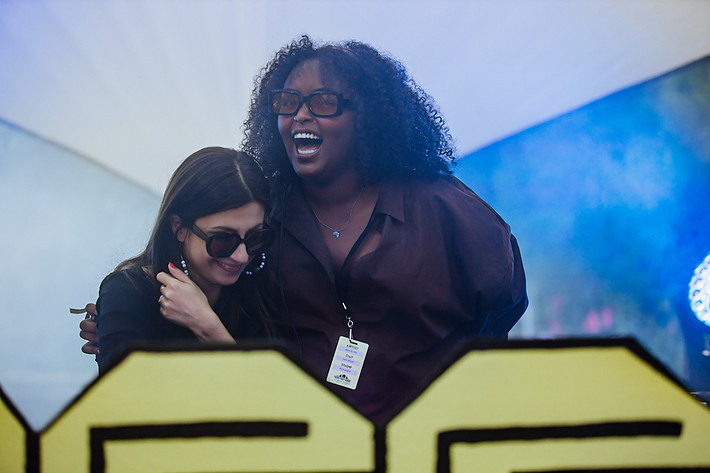 2022-08-13 - Assia & Mid från Way Out West, Göteborg