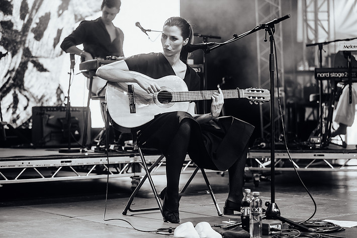 2022-08-13 - Aldous Harding från Way Out West, Göteborg