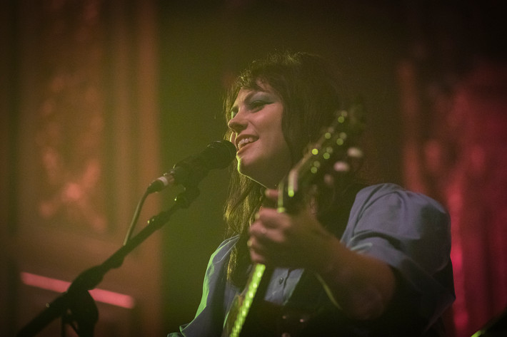 2022-10-09 - Angel Olsen från Berns, Stockholm