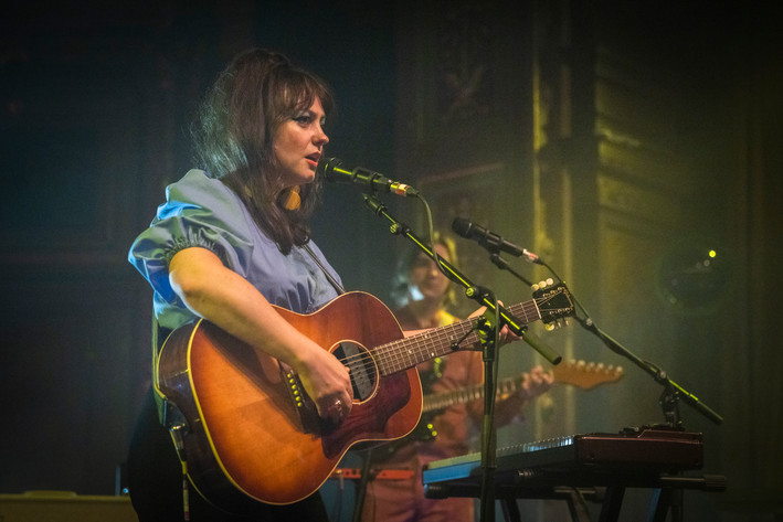 2022-10-09 - Angel Olsen från Berns, Stockholm