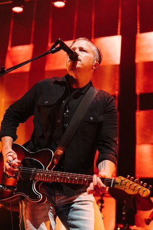 2022-11-06 - Jason Isbell and The 400 Unit från Stockholm Waterfront, Stockholm
