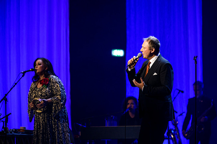 2022-11-26 - Weeping Willows & Lisa Nilsson från Partille Arena, Partille