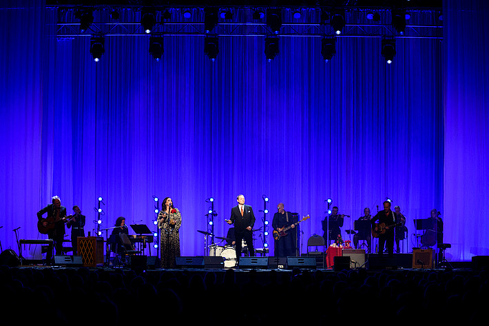 2022-11-26 - Weeping Willows & Lisa Nilsson från Partille Arena, Partille
