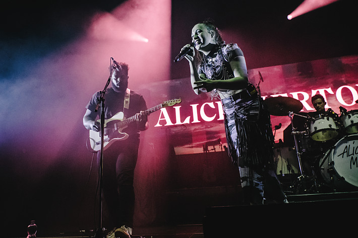 2022-11-27 - Alice Merton från Halle 622, Zürich
