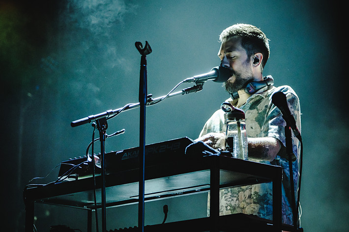 2022-11-27 - Bastille från Halle 622, Zürich