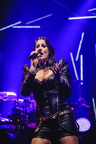 2022-12-16 - Nightwish från Hallenstadion, Zürich