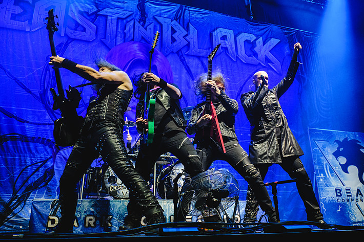 2022-12-16 - Beast In Black från Hallenstadion, Zürich