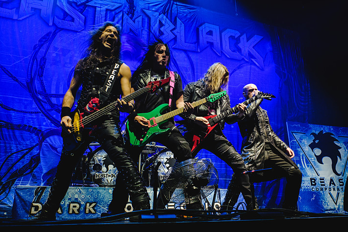 2022-12-16 - Beast In Black från Hallenstadion, Zürich