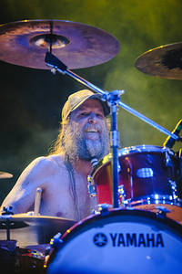 2023-02-18 - Obituary från The Hall, Zürich