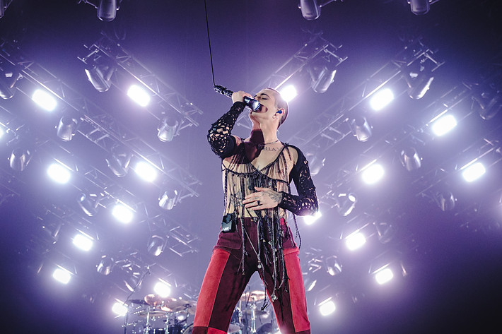 2023-04-26 - Måneskin från Hallenstadion, Zürich