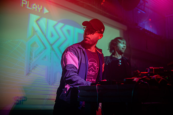 2023-05-26 - Robert Parker vs. Waveshaper från Hus 7, Stockholm