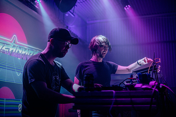 2023-05-26 - Robert Parker vs. Waveshaper från Hus 7, Stockholm