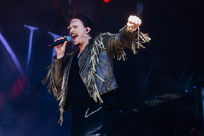 2023-06-08 - Crowne från Sweden Rock Festival, Sölvesborg