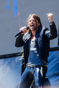 2023-06-09 - H.E.A.T från Sweden Rock Festival, Sölvesborg