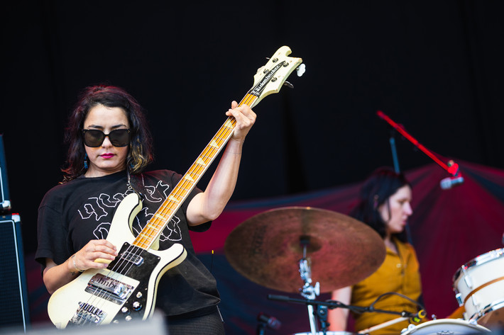 2023-06-09 - Warpaint från Rosendal Garden Party, Stockholm