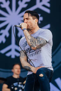2023-06-09 - Raised Fist från Sweden Rock Festival, Sölvesborg