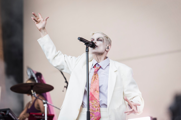 2023-06-10 - Fever Ray från Rosendal Garden Party, Stockholm
