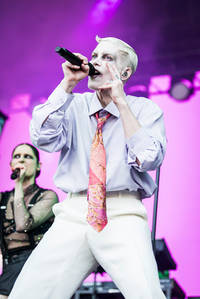 2023-06-10 - Fever Ray från Rosendal Garden Party, Stockholm
