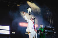 2023-06-10 - Fever Ray från Rosendal Garden Party, Stockholm