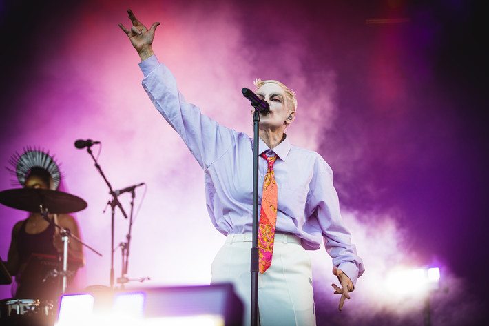 2023-06-10 - Fever Ray från Rosendal Garden Party, Stockholm