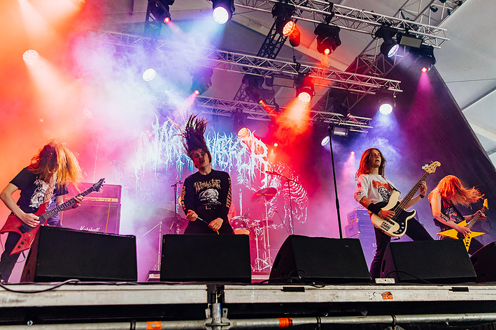 2023-06-10 - Nakkeknaekker från Sweden Rock Festival, Sölvesborg