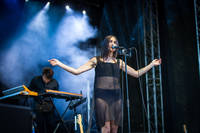 2023-06-11 - Nicole Sabouné från Rosendal Garden Party, Stockholm
