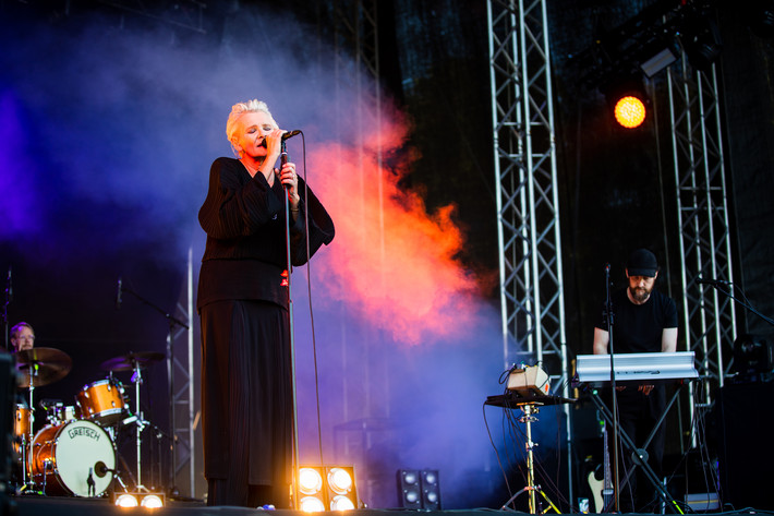 2023-06-11 - Eva Dahlgren från Rosendal Garden Party, Stockholm