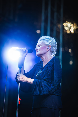 2023-06-11 - Eva Dahlgren från Rosendal Garden Party, Stockholm