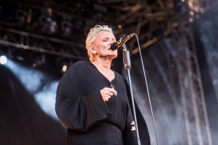 2023-06-11 - Eva Dahlgren från Rosendal Garden Party, Stockholm