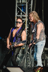 2023-06-27 - Def Leppard från Stockhorn Arena, Thun