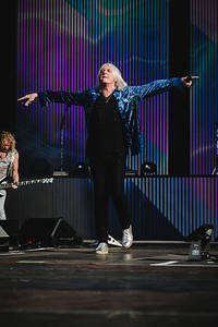 2023-06-27 - Def Leppard från Stockhorn Arena, Thun