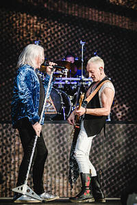 2023-06-27 - Def Leppard från Stockhorn Arena, Thun