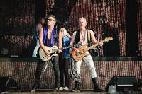 2023-06-27 - Def Leppard från Stockhorn Arena, Thun