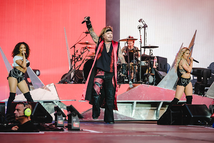 2023-06-27 - Mötley Crüe från Stockhorn Arena, Thun