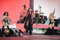 2023-06-27 - Mötley Crüe från Stockhorn Arena, Thun
