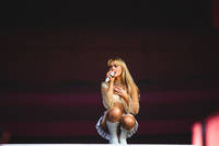 2023-06-29 - Sabrina Carpenter från Lollapalooza, Stockholm