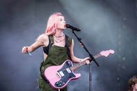 2023-06-29 - Baby Queen från Lollapalooza, Stockholm