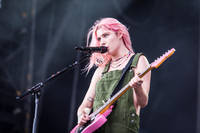 2023-06-29 - Baby Queen från Lollapalooza, Stockholm