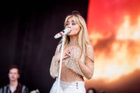 2023-06-29 - Sabrina Carpenter från Lollapalooza, Stockholm