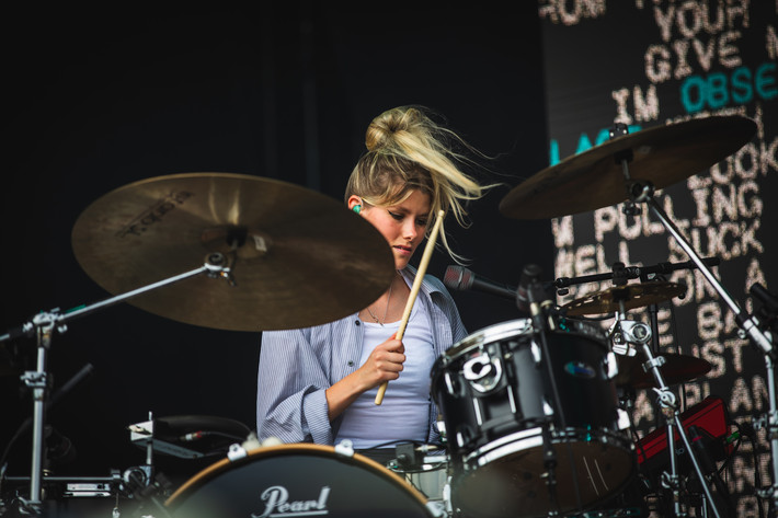 2023-06-30 - Holly Humberstone från Lollapalooza, Stockholm