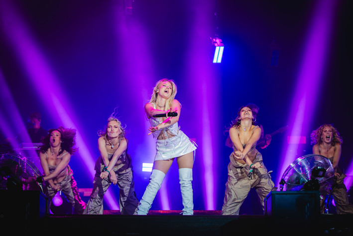 2023-06-30 - Zara Larsson från Lollapalooza, Stockholm