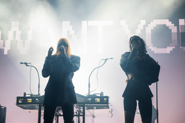 2023-06-30 - Icona Pop från Lollapalooza, Stockholm