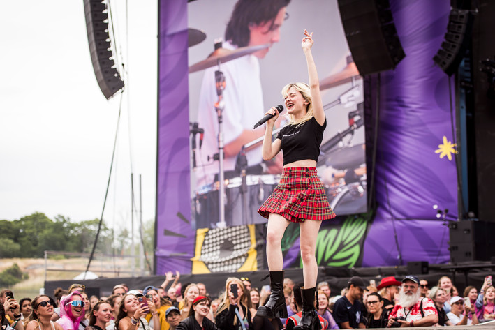 2023-06-30 - Maisie Peters från Lollapalooza, Stockholm
