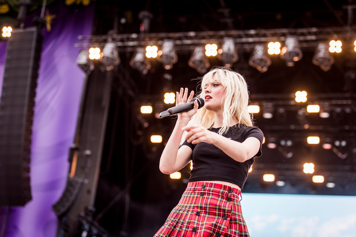 2023-06-30 - Maisie Peters från Lollapalooza, Stockholm