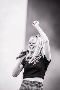 2023-06-30 - Maisie Peters från Lollapalooza, Stockholm