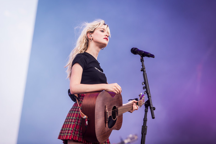 2023-06-30 - Maisie Peters från Lollapalooza, Stockholm